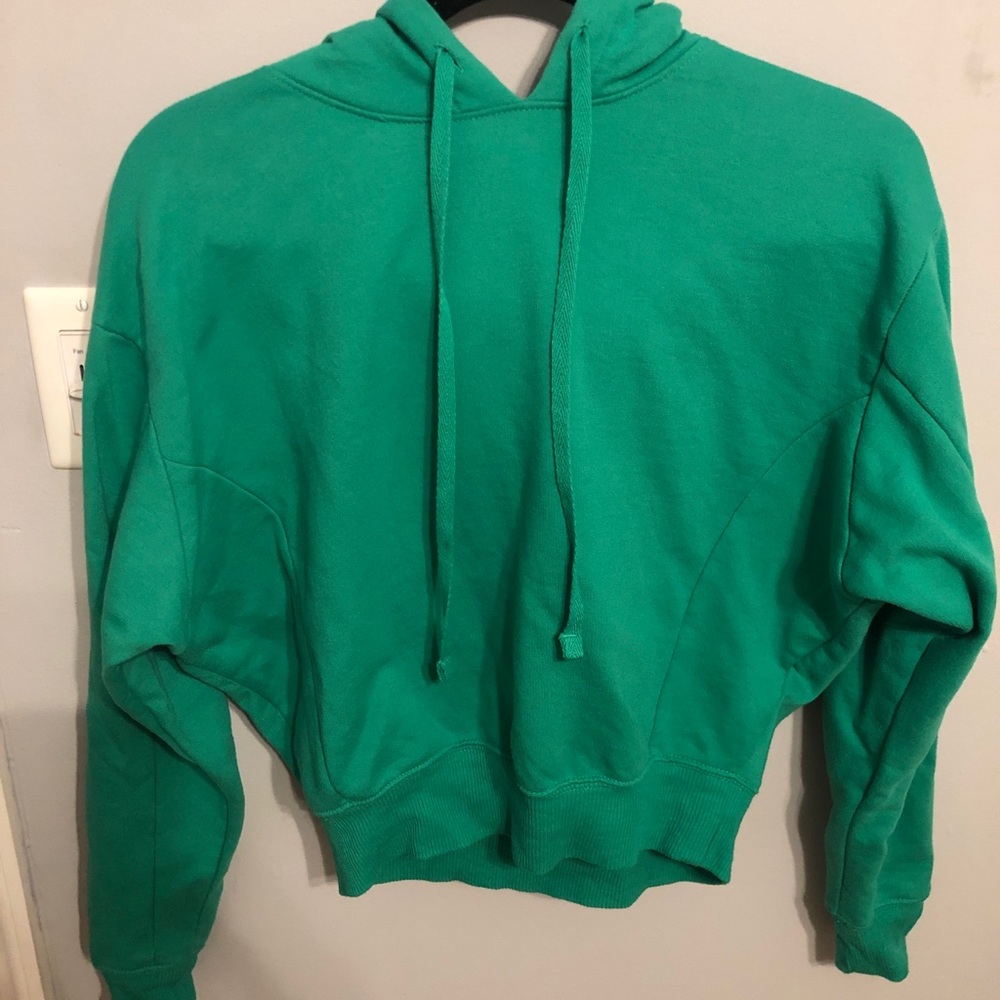 Cropped Hoodie